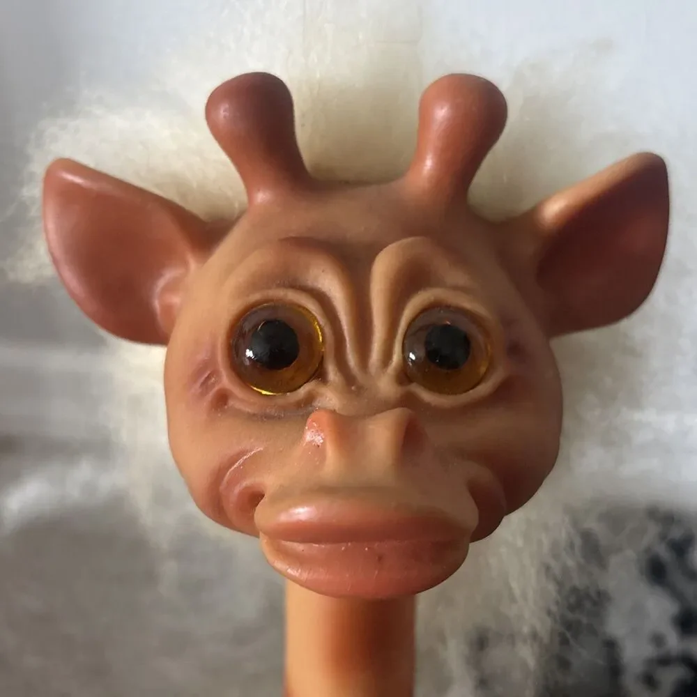 Vintage 1960’s Thomas DAM GIRAFFE TROLL White Hair Amber Eyes Doll 11